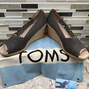 TOMS Wedge Ash Canvas 8 1/2